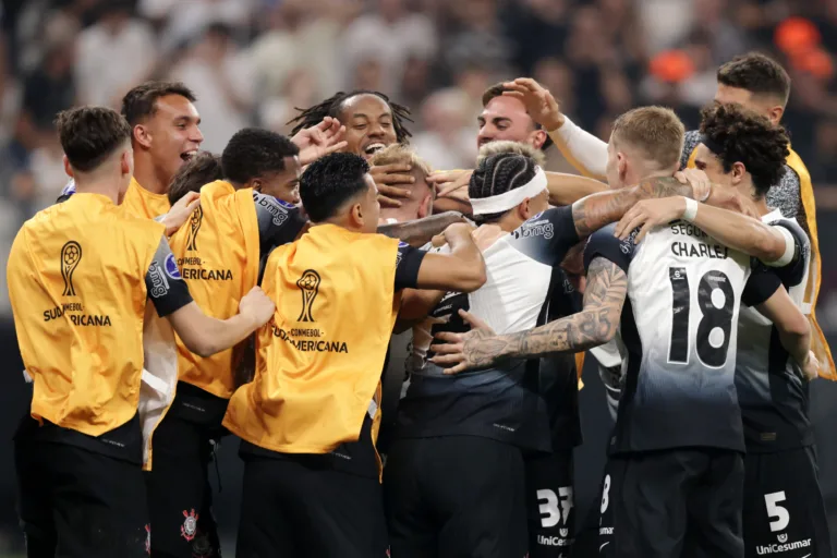 Corinthians vence o Fortaleza e avança na Copa Sul-Americana