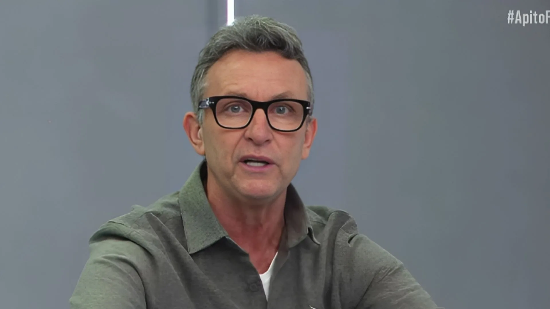 Craque Neto dispara e aponta jogador ‘protegido’ no Brasil: “Absurdo”