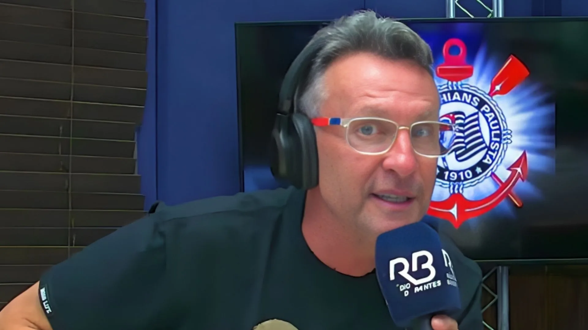 Craque Neto questiona reforço bombástico no Corinthians: “Não tem dinheiro”