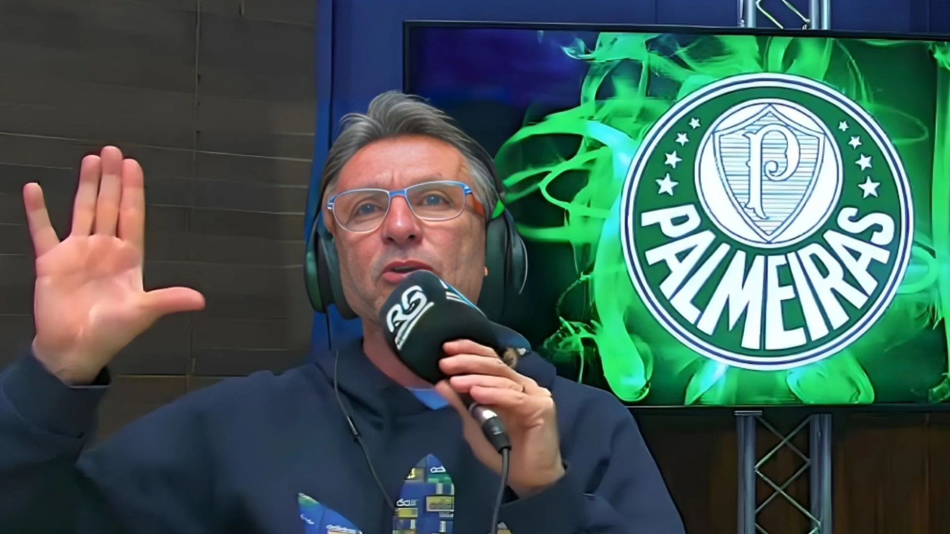 Craque Neto detona o Palmeiras e aponta time “perseguido” no Brasil: “Vou defender”