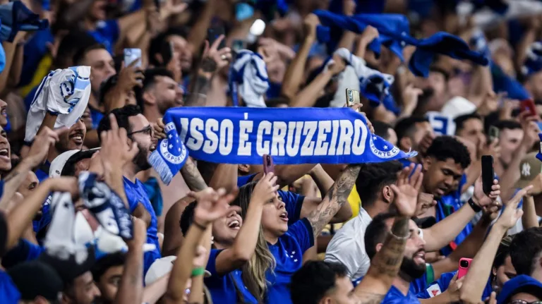 Heverton Guimarães elege os três maiores ídolos da história do Cruzeiro