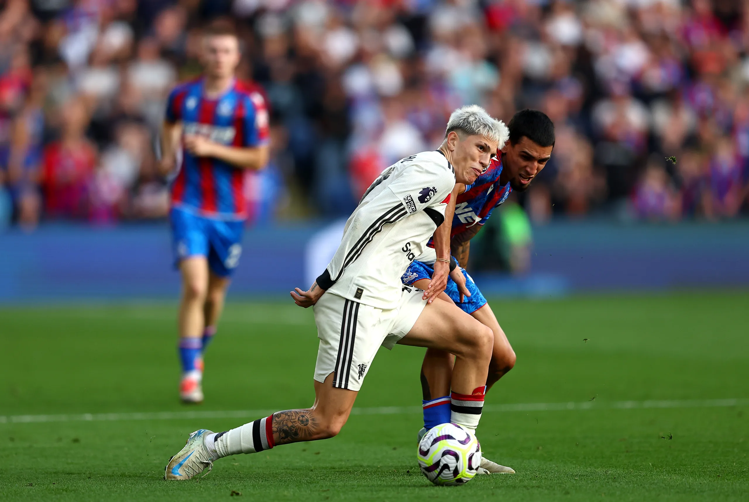 Crystal Palace e Manchester United não tiram o zero do placar e frustram seus torcedores   