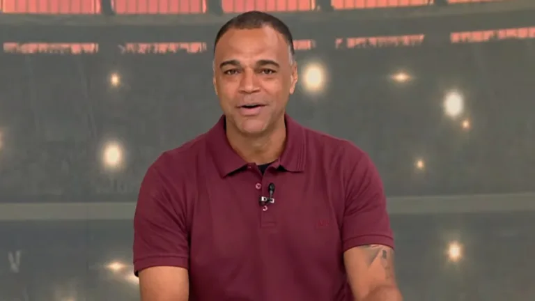 Denílson indica falha de zagueiro do Flamengo no gol do Peñarol na Libertadores: “Driblado com facilidade”