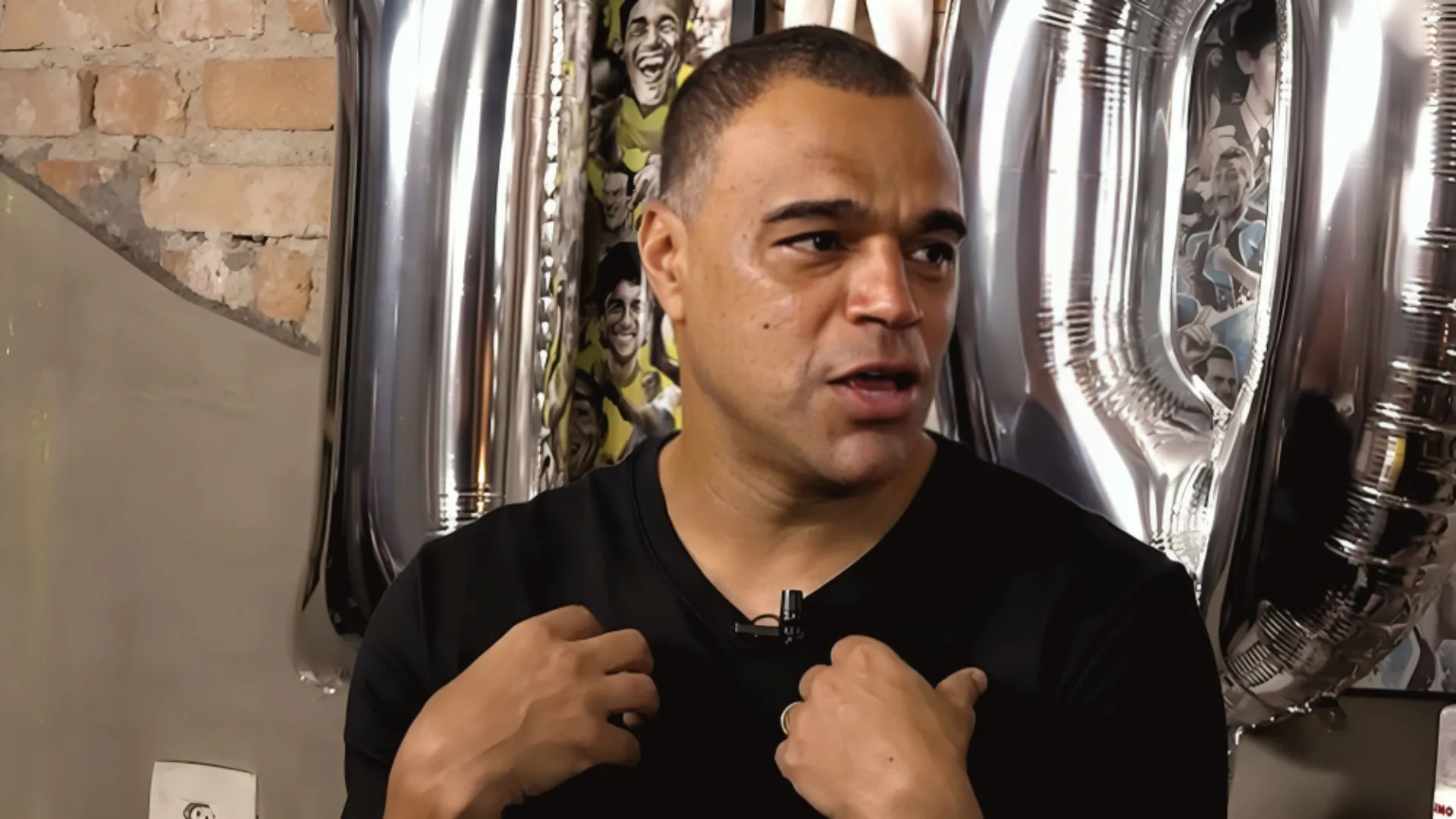 Denílson indica time prejudicado pela arbitragem no futebol brasileiro