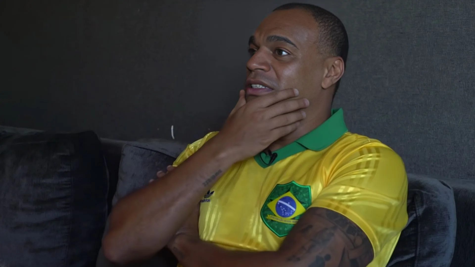Denílson elege torcida mais impaciente do Brasil: “Vaia no aquecimento” 