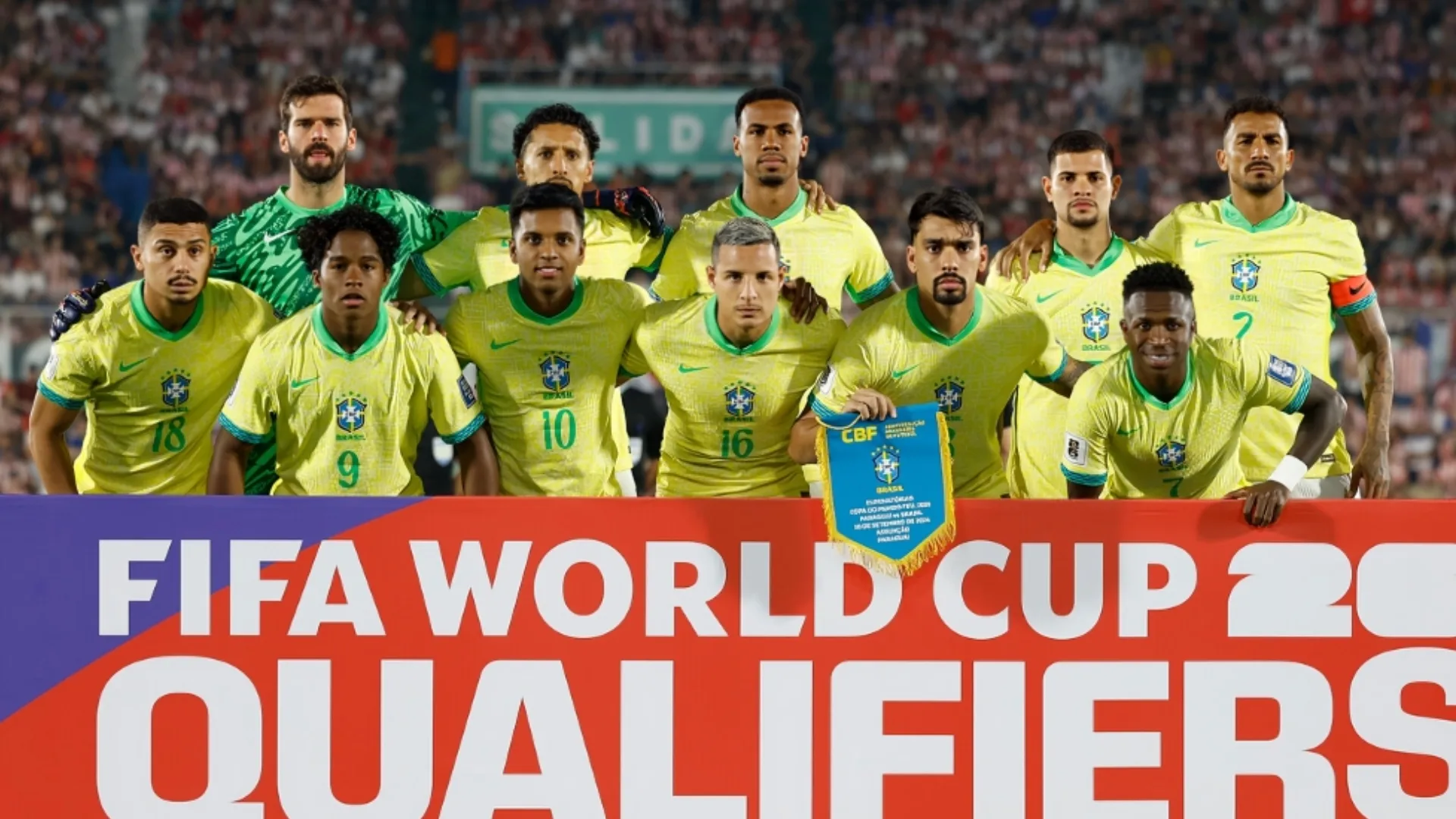 Denílson manda recado para três jogadores da seleção brasileira: “Tem que aparecer”