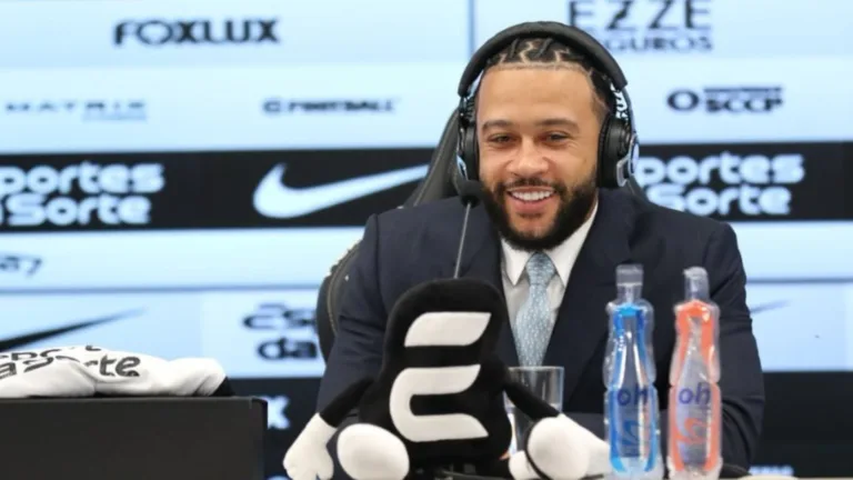 Depay pode sair do Corinthians em caso de rebaixamento; entenda como funciona