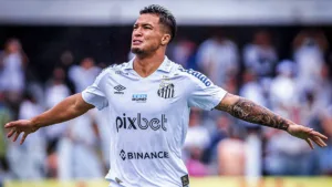 Santos acumula milhões a receber por ex-atletas e projeta alto investimento futuro