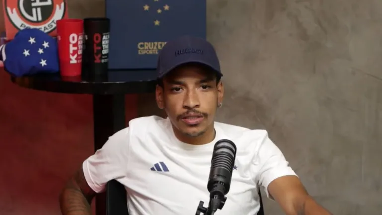 Matheus Pereira banca técnico fenomenal do futebol brasileiro: “Detalhista”