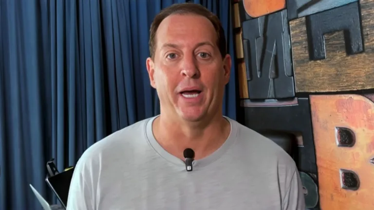 Benja elege técnico ideal para o Corinthians em 2025 