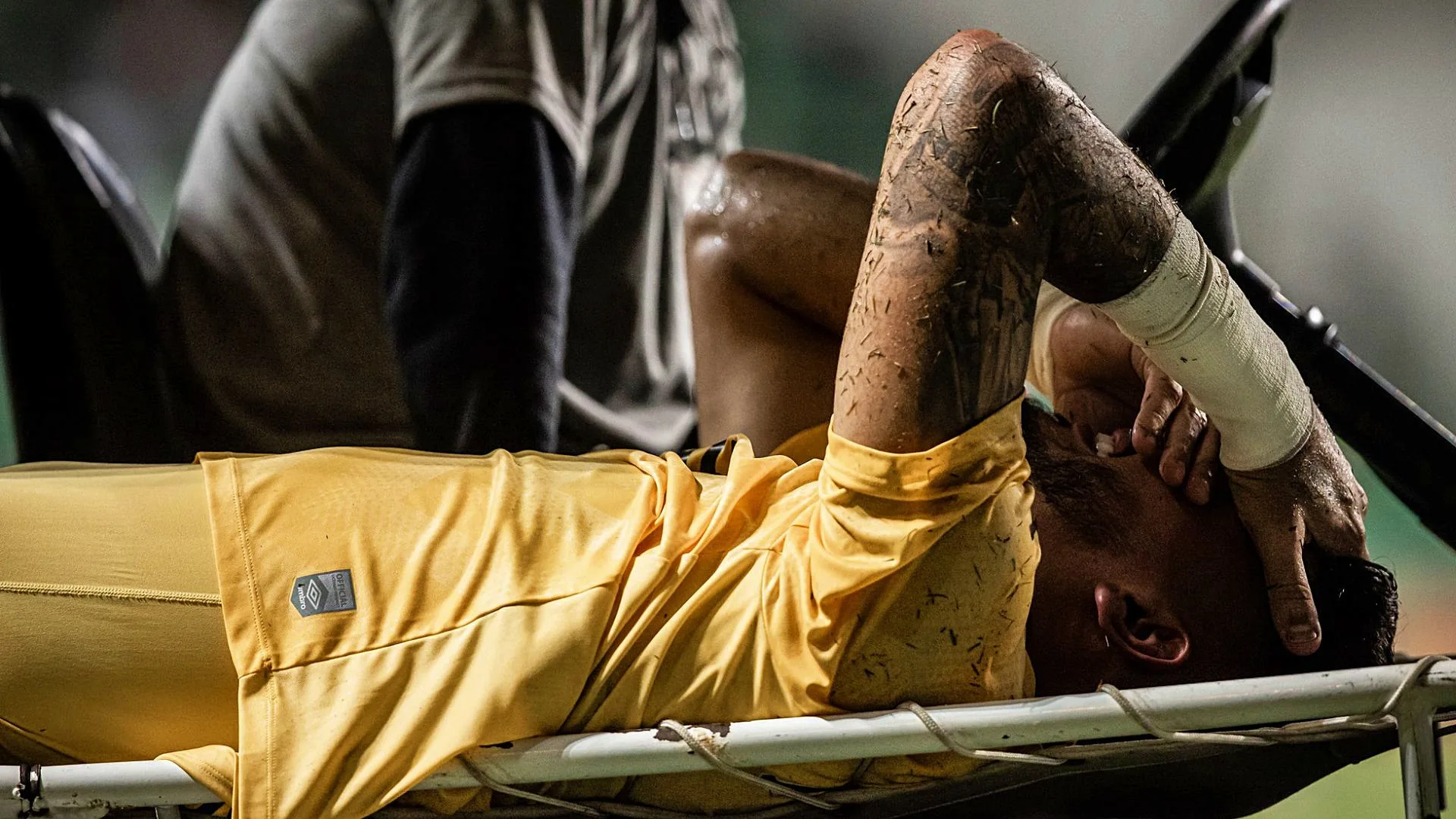 Santos x América-MG reedita polêmica do primeiro turno do Basileirão Série B