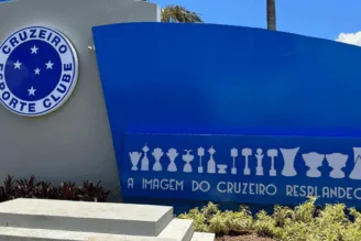 Fernando Seabra durante treinamento do Cruzeiro na Toca da Raposa 2