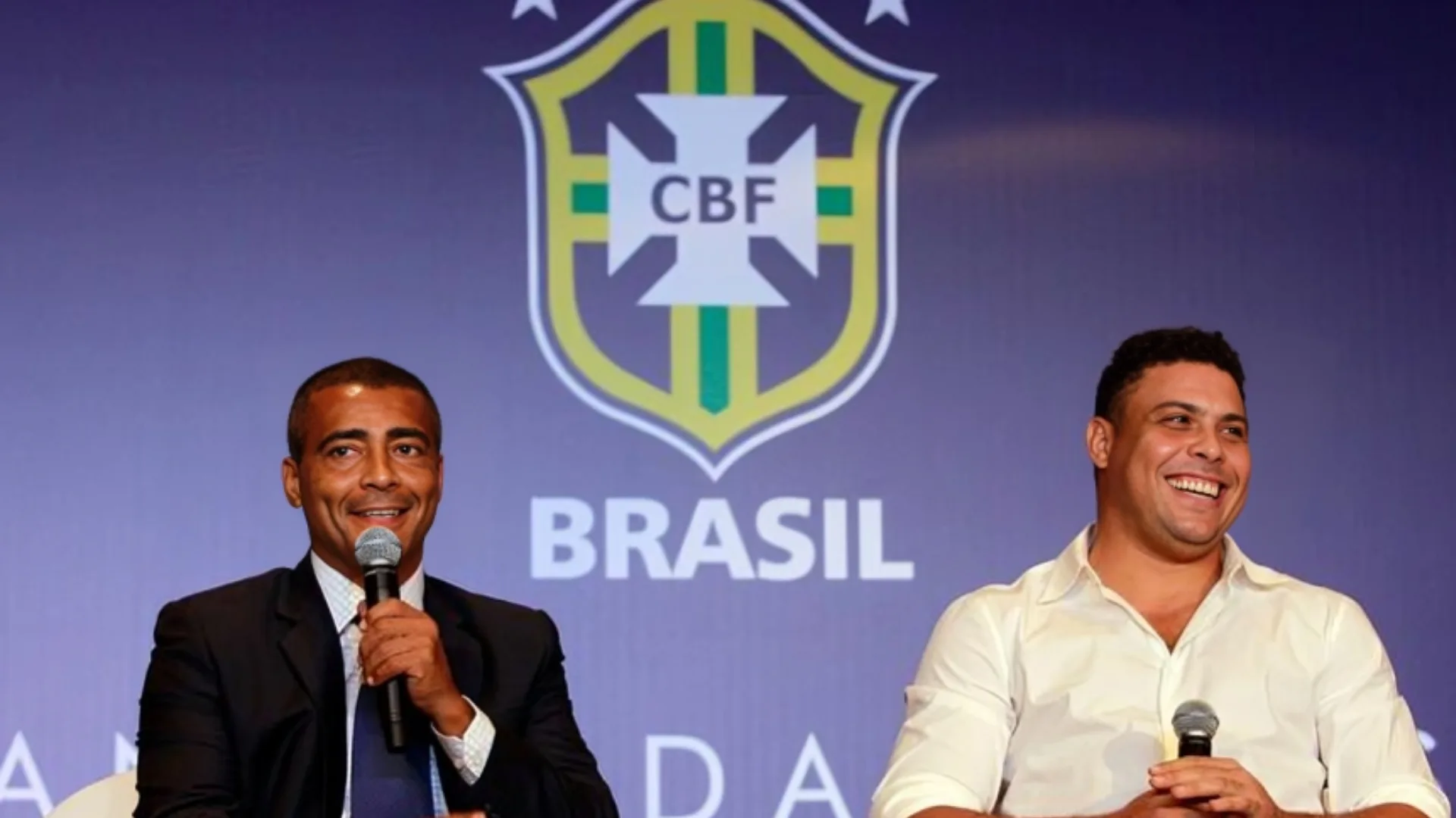 Dodô define quem foi melhor entre Romário e Ronaldo: “Muito diferente”