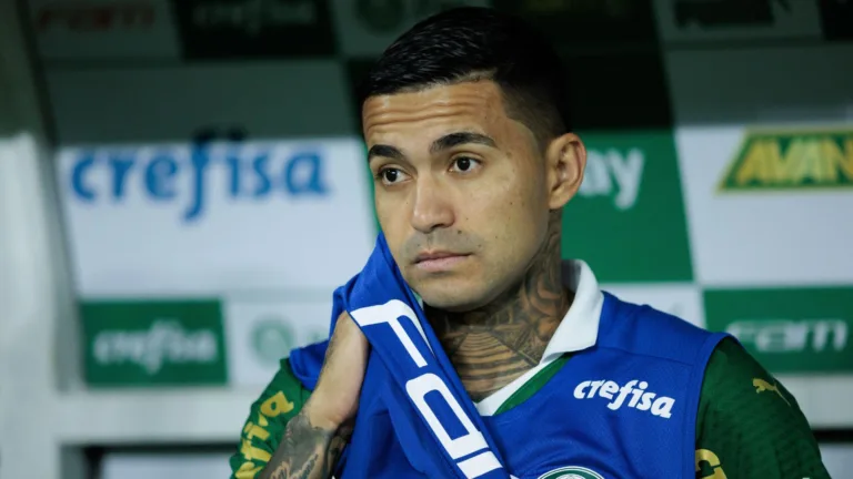 Dudu perde espaço no Palmeiras, mas trabalha para reconquistar o seu lugar no clube