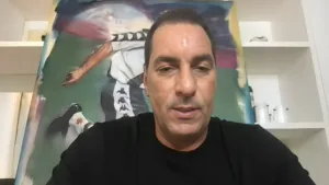 Edmundo ‘esquece’ Flamengo e crava time sólido do futebol brasileiro