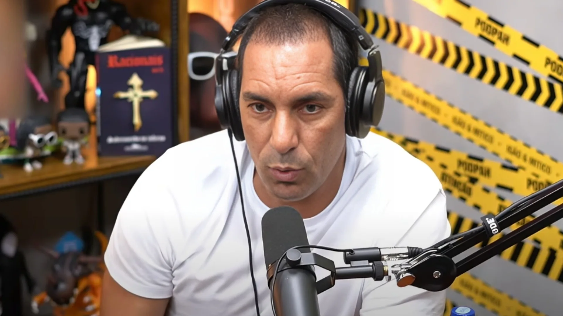 Edmundo faz revelação sobre passagem pelo Flamengo: “Foi a pior decisão”