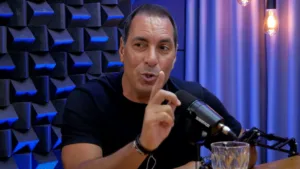 Edmundo aponta time que pode surpreender e vencer as copas em 2025