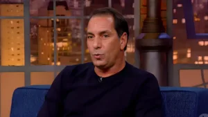 Edmundo se derrete por torcida de time do Brasil: “Fiquei impressionado”