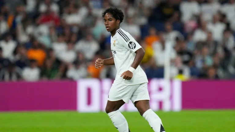 Carlo Ancelotti já fala em Endrick titular do Real Madrid no futuro: “Trabalha muito”