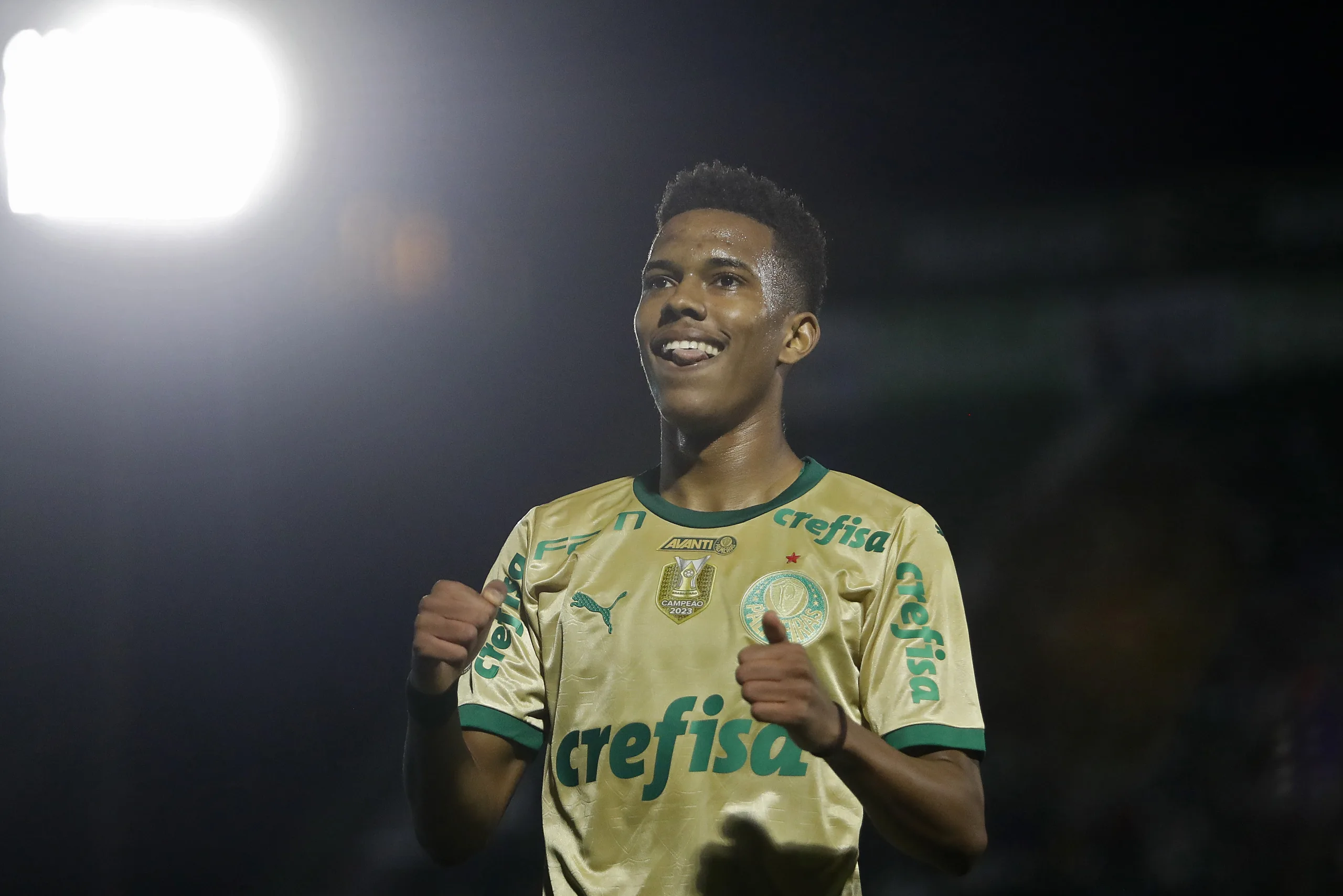Estêvão exalta vitória do Palmeiras e fala do sonho de ser convocado para seleção brasileira