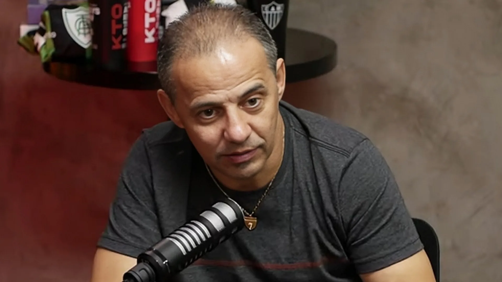 Euller exalta três torcidas diferenciadas do futebol brasileiro: “Vibração completa”