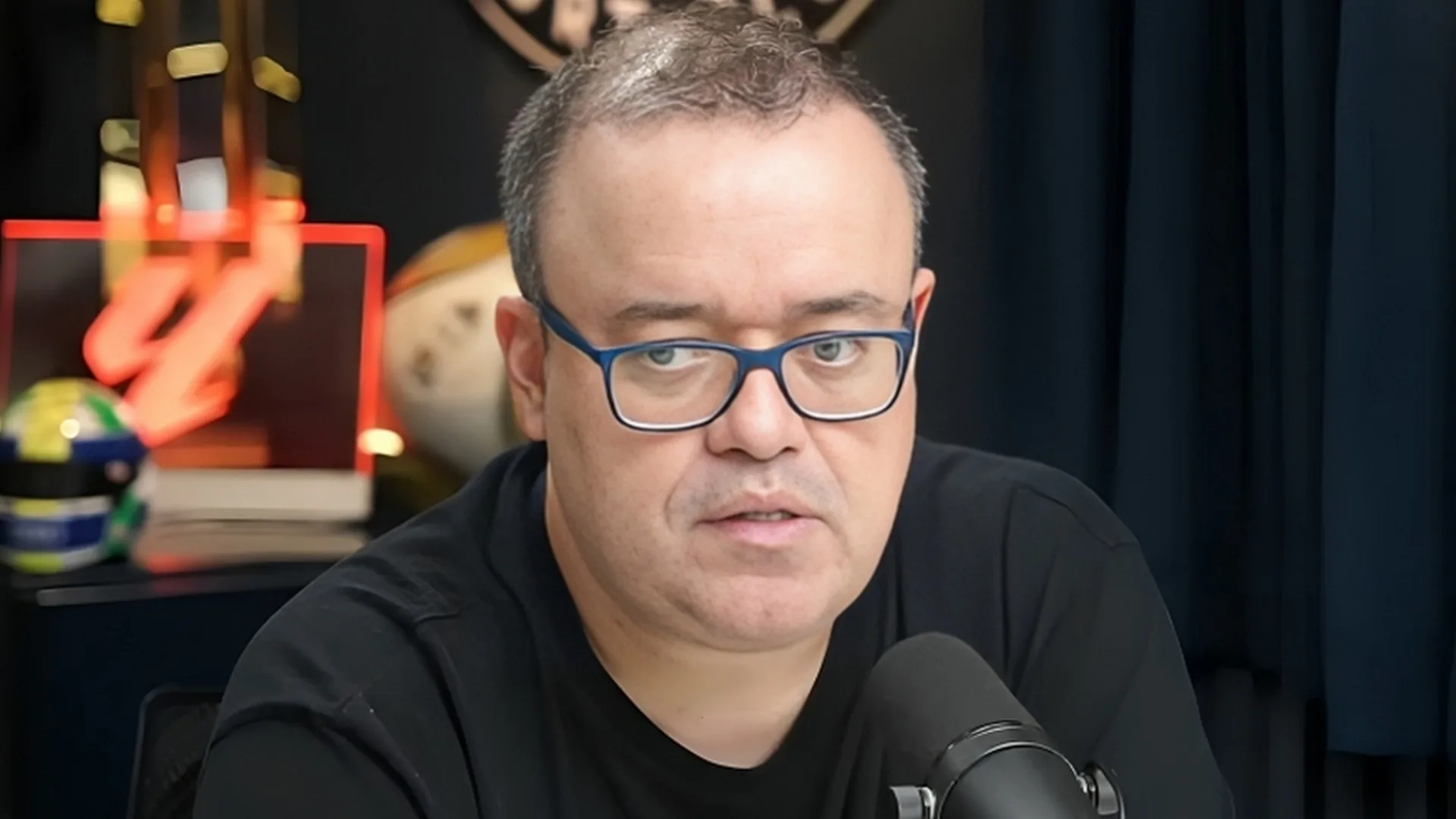 Everaldo Marques, da Globo, responde quem foi melhor entre Galvão Bueno e Luciano do Valle