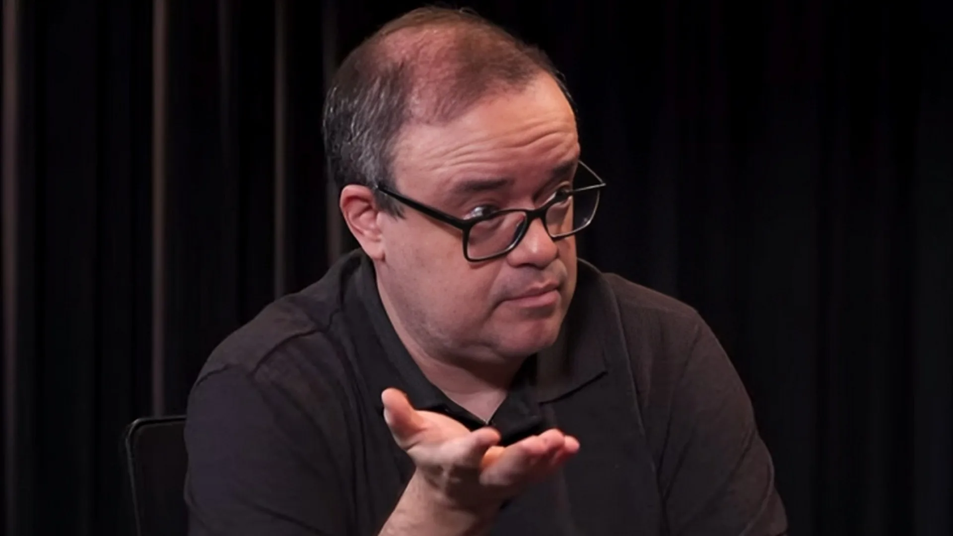 Everaldo Marques, narrador esportivo, revela time de coração: “Não tenho problema em dizer”