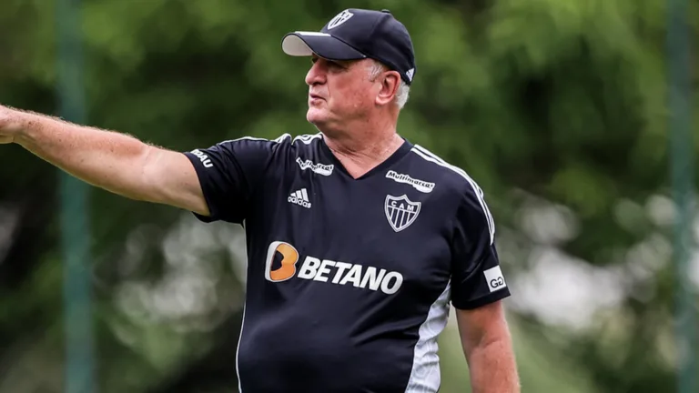 Felipão surpreende ao declarar torcida para rival do Grêmio no Brasileirão