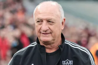 Luiz Felipe Scolari, Felipão, ex-treinador do Atlético-MG durante partida contra o Athletico-PR Brasileirão Série A 2023