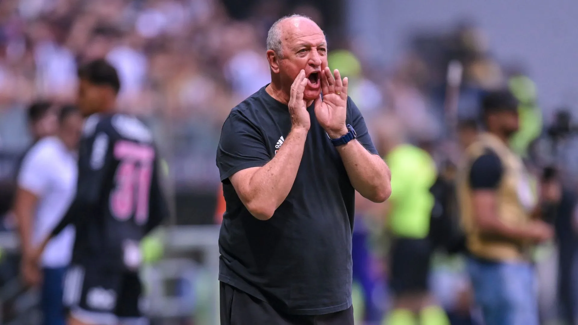 Felipão toma atitude após polêmica envolvendo Pelé e Cristiano Ronaldo