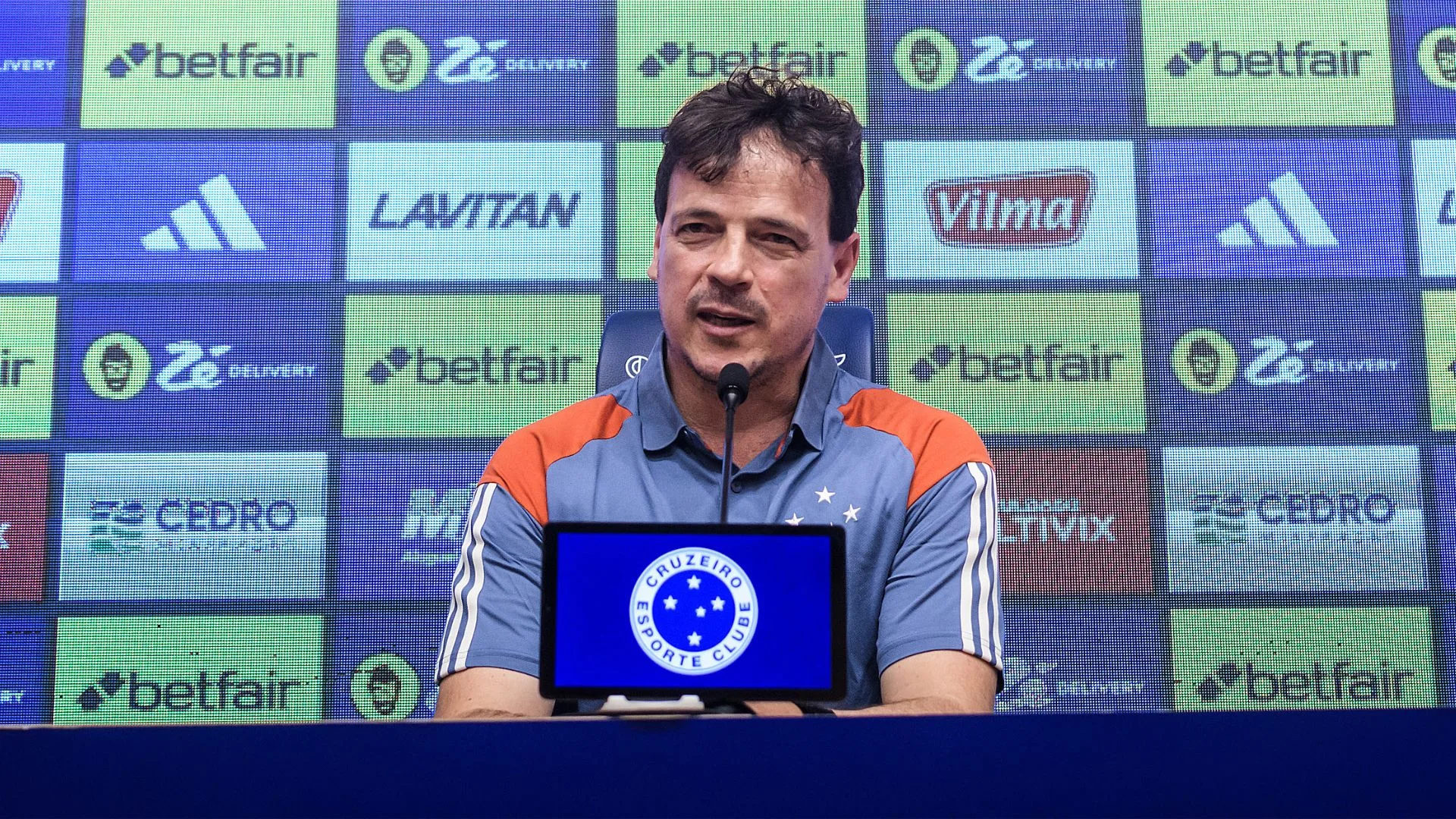 Fernando Diniz, do Cruzeiro, revela jogador com quem tinha sonho de trabalhar