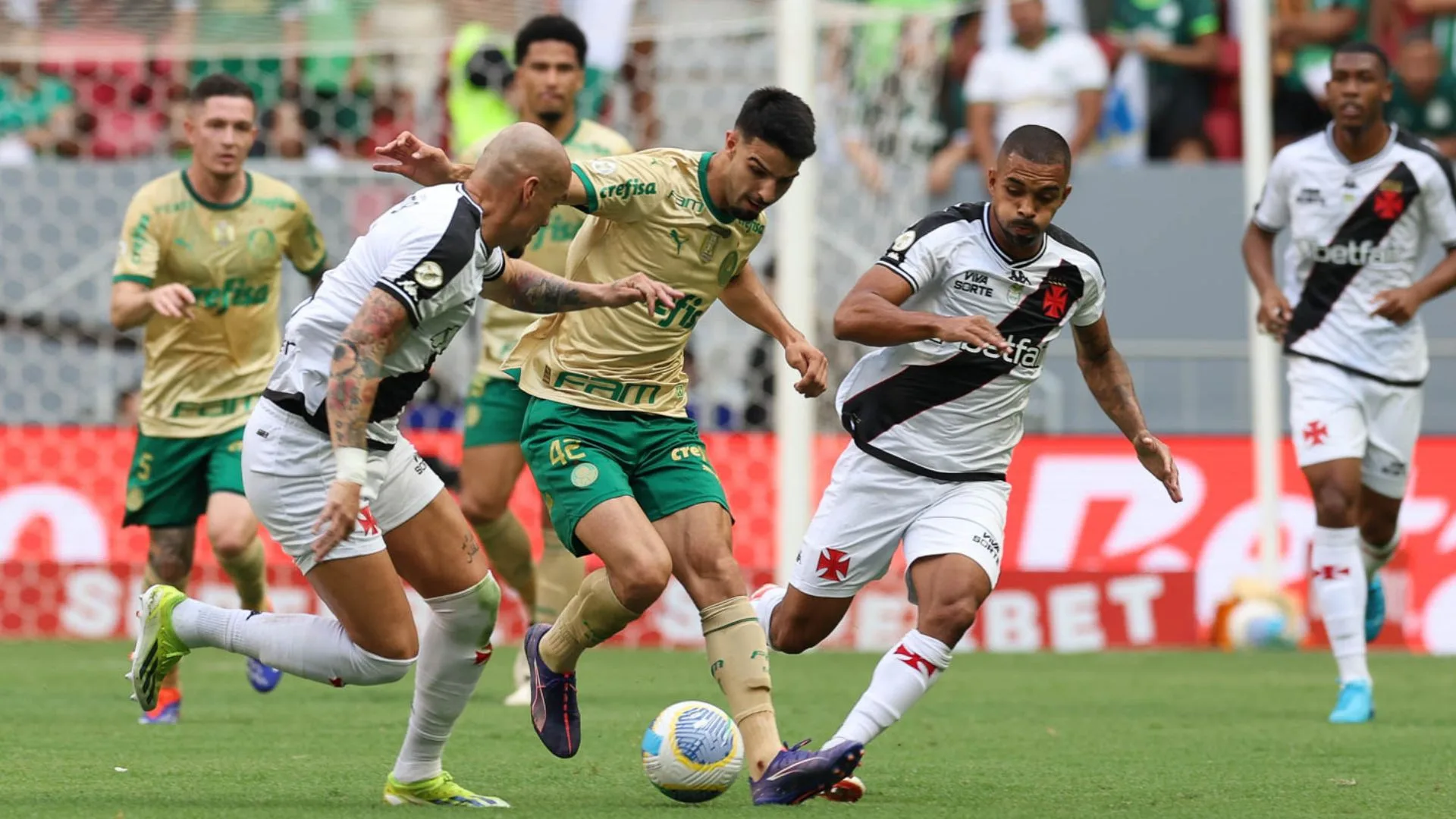 Juca Kfouri aponta time beneficiado por “falta de isonomia” no Brasileirão