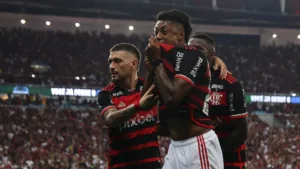 Flamengo hoje: veja a provável escalação contra o Athletico Paranaense