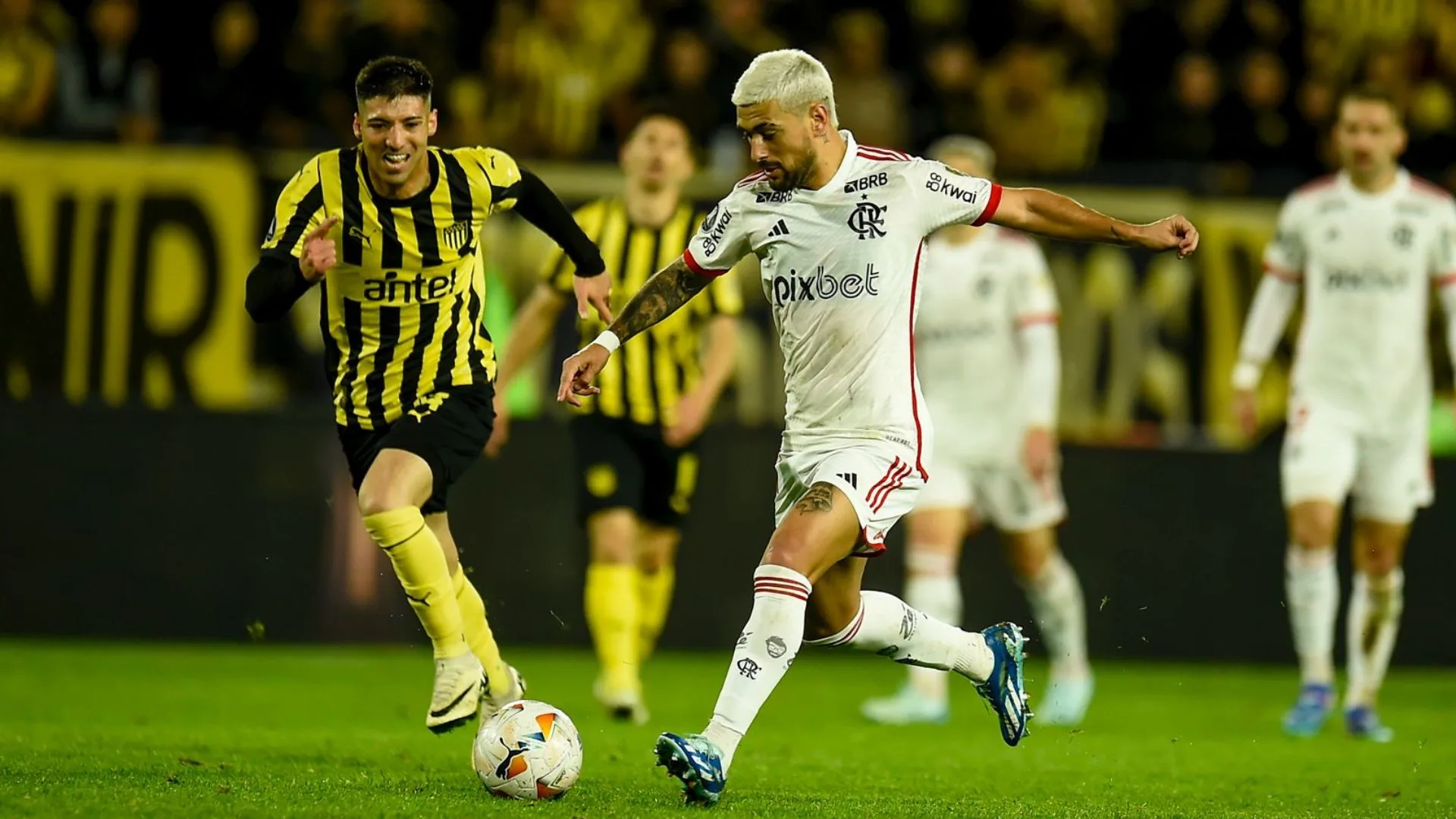 Jornal argentino elege “beneficiado” com eliminação do Flamengo na Libertadores