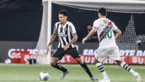 Fluminense x Botafogo fazem duelo de clubes em situações opostas na Libertadores e Brasileirão