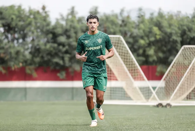 Novo reforço do Fluminense, Gabriel Fuentes compara futebol brasileiro com colombiano