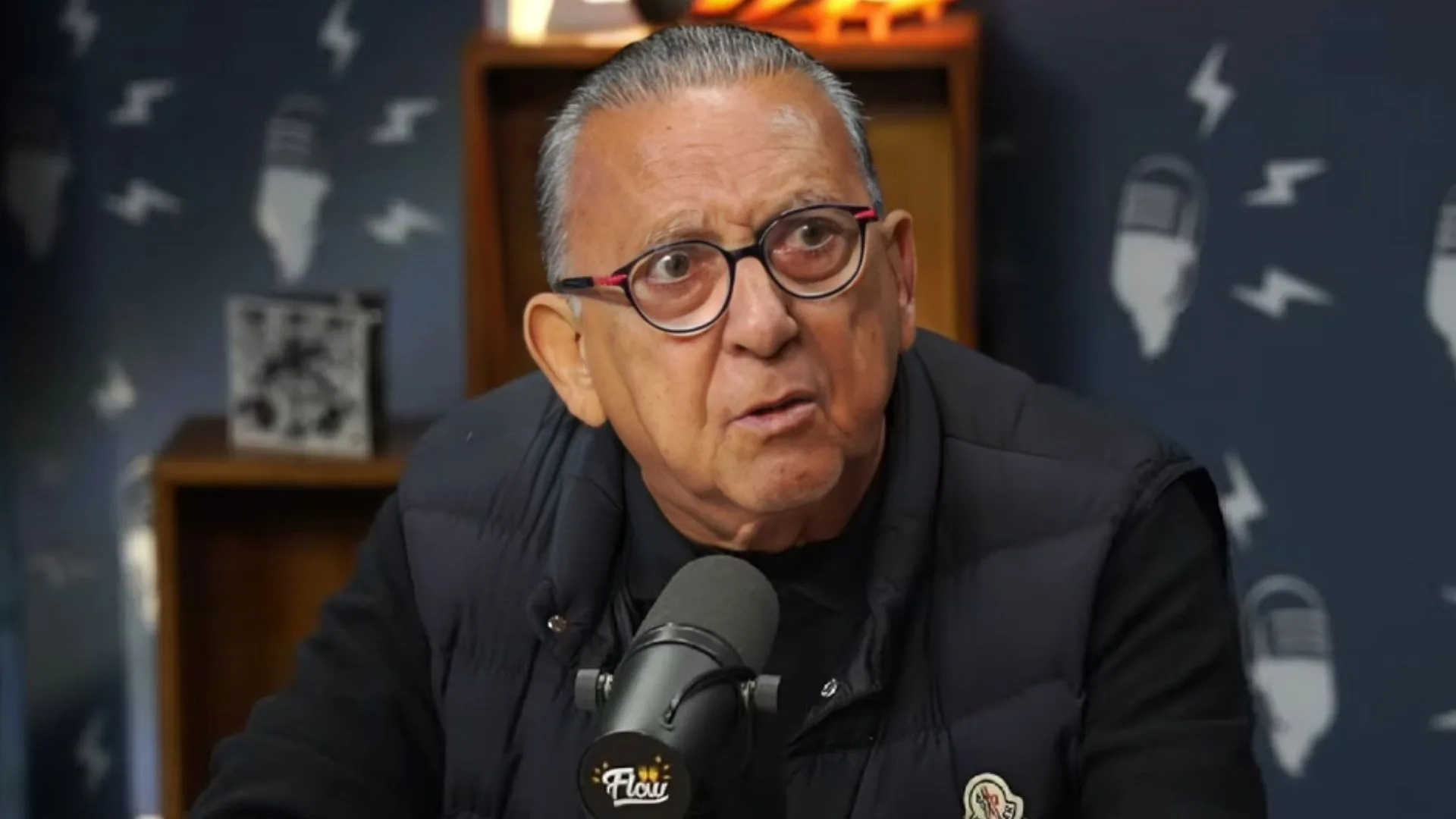 Galvão Bueno sobe o tom e aponta time prejudicado no Brasileirão