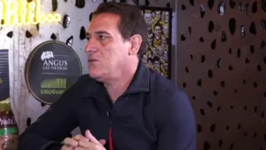 Gamarra sinaliza zagueiro técnico acima da média do Brasileirão: “Joga muito”