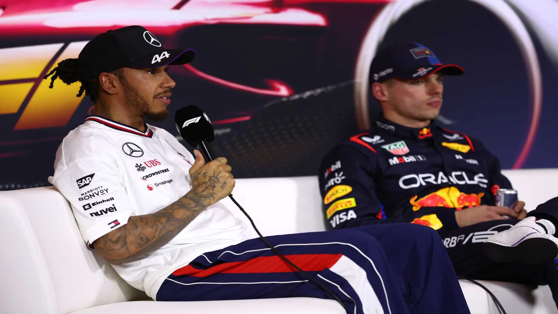 Fórmula 1 hoje: Hamilton ri ao saber de questionamento de Verstappen