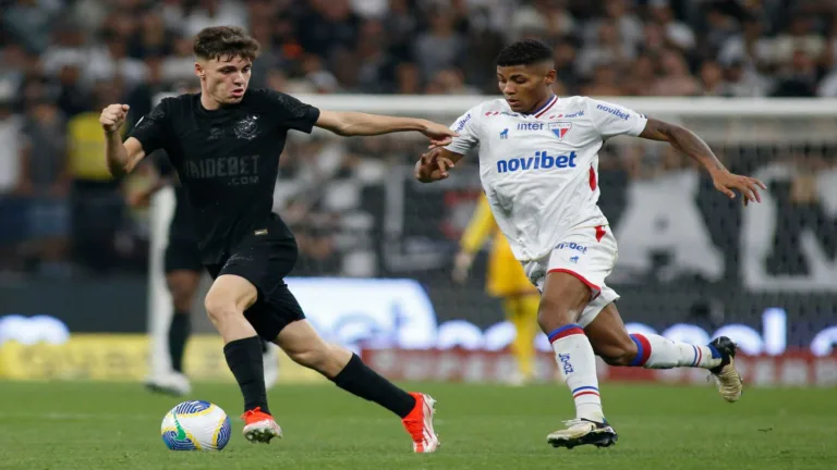 Com golaço de Coronado, Corinthians vence o Fortaleza na Sul-Americana