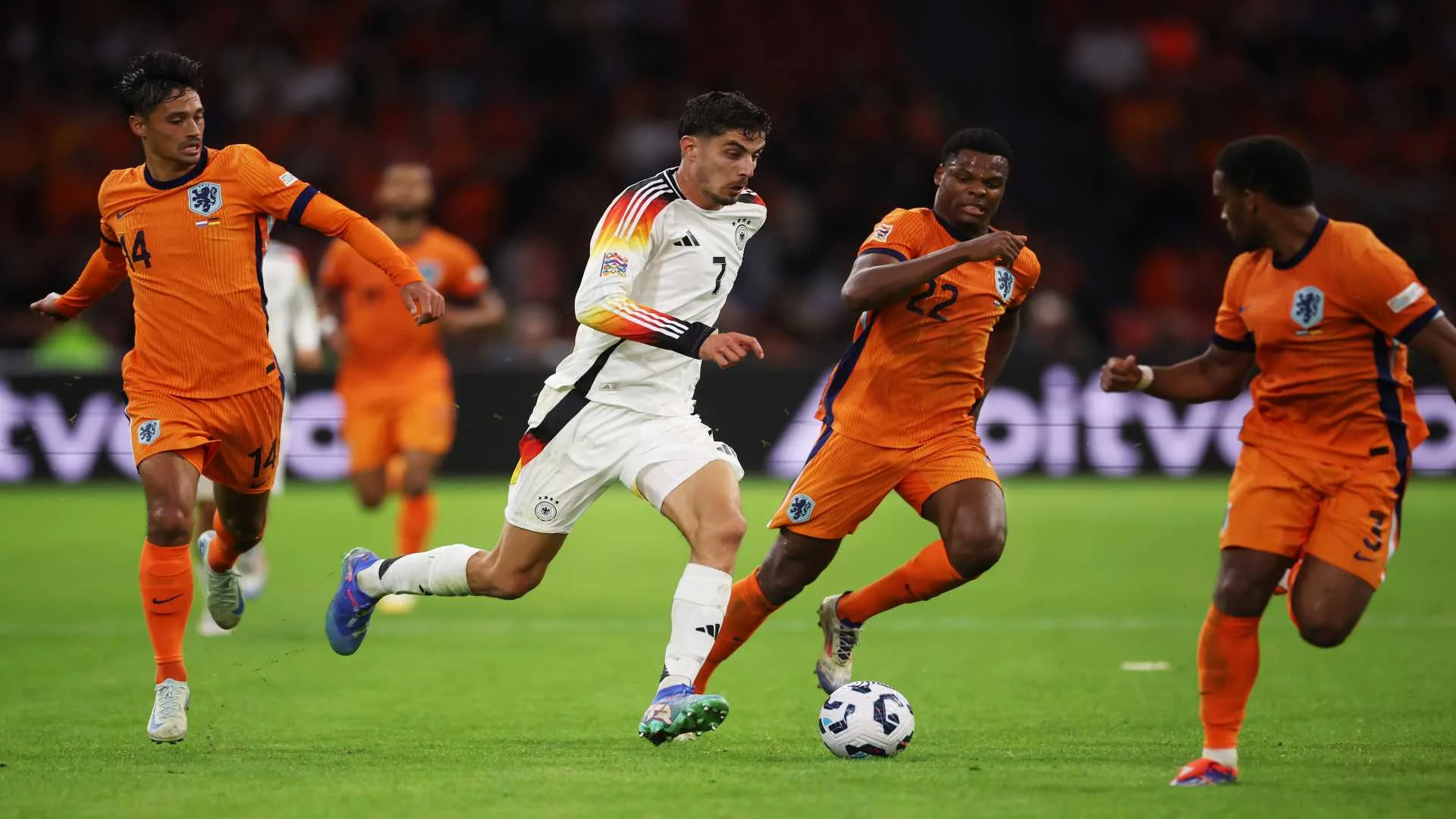 Em jogo acelerado, Holanda empata com a Alemanha na Liga das Nações