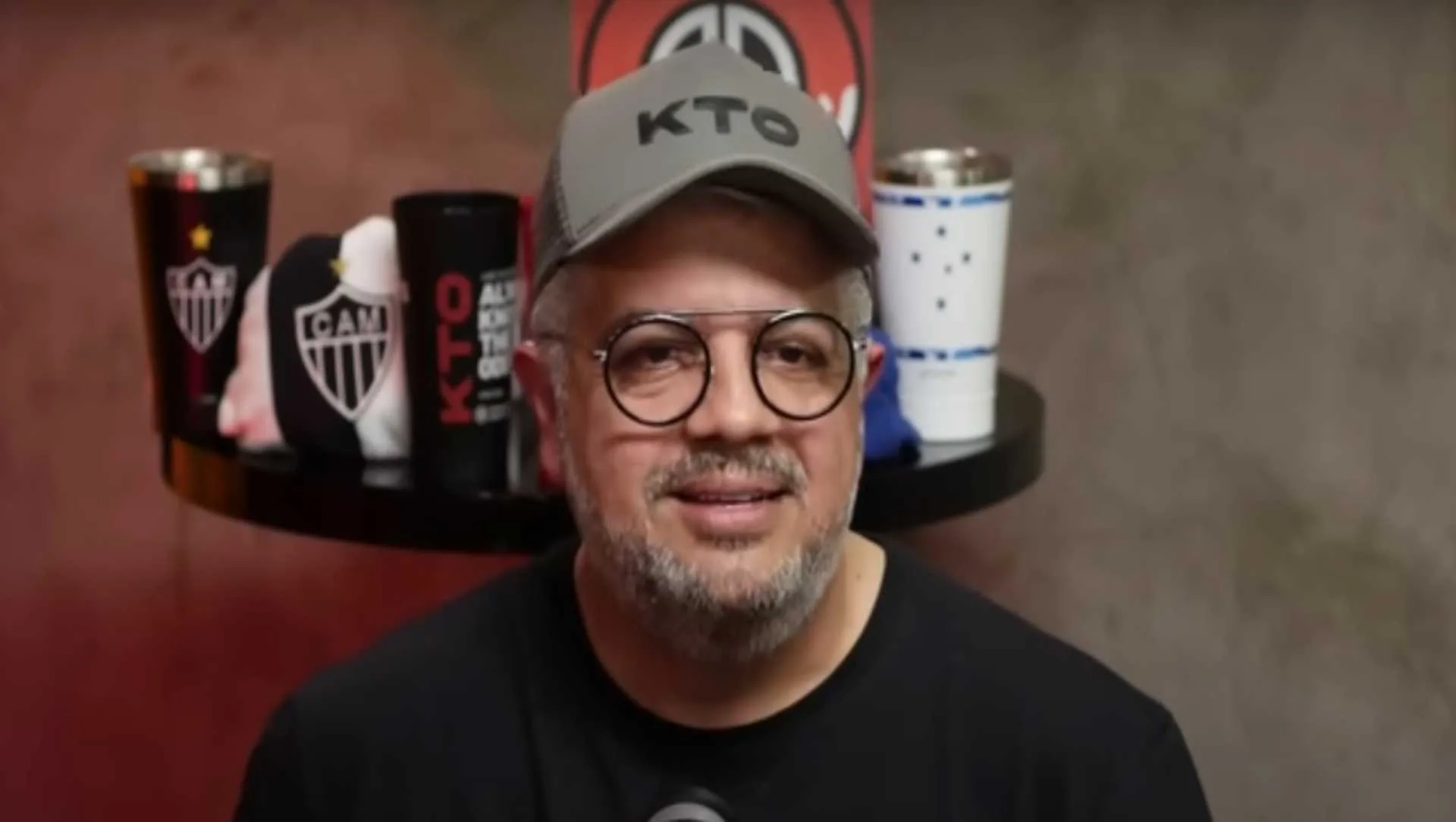 Heverton Guimarães revela maior briga do programa Jogo Aberto: “Fiquei com medo de me mandarem embora”