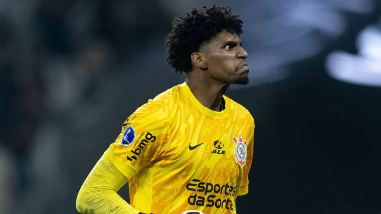 Hugo Souza, do Corinthians, detona Jair Ventura