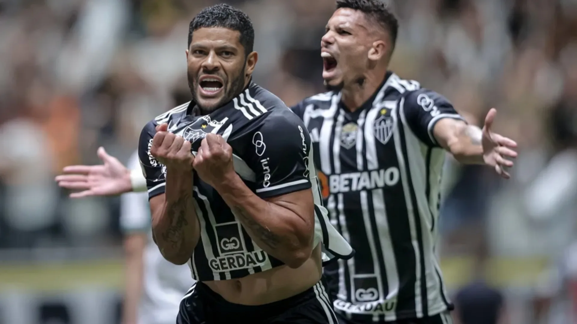 Hulk e Paulinho, do Atlético-MG, sinalizam time difícil de bater no Brasil hoje