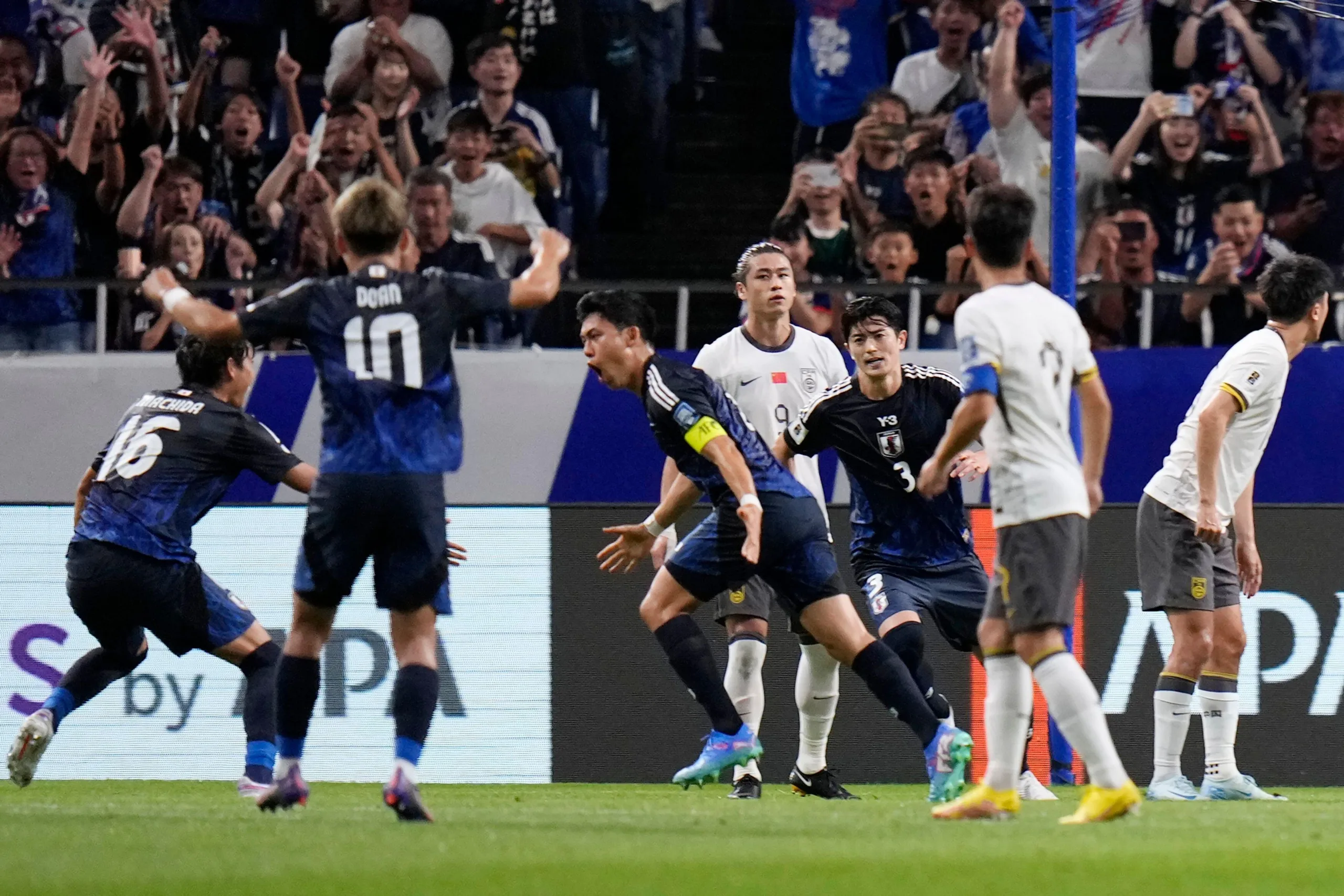 Eliminatórias da Ásia: em dia de zebras, grandes tropeçam em casa