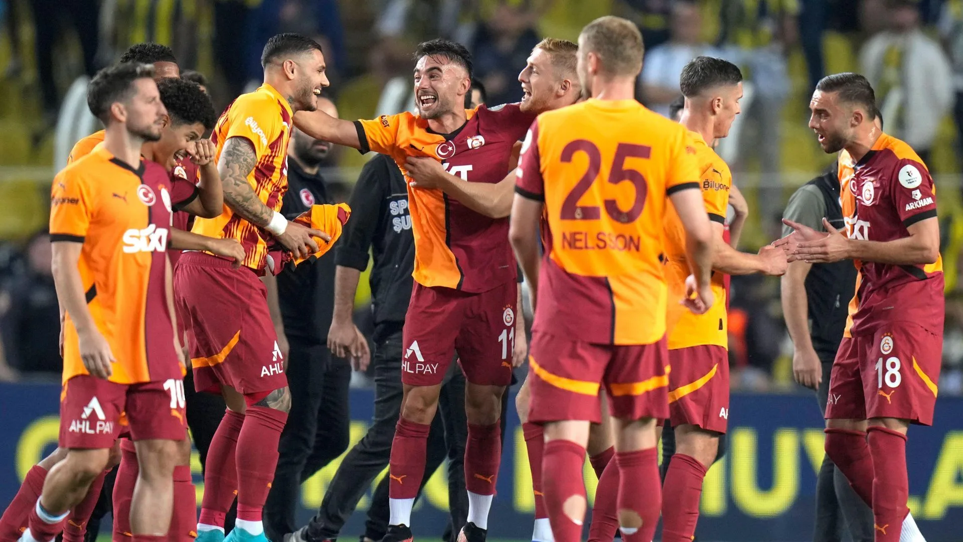 Grandes nomes e vitória no clássico: Galatasaray é uma nova potência no futebol europeu?