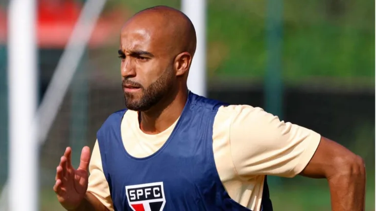 Lucas Moura, do SPFC, crava atacante que impressiona no Brasil hoje