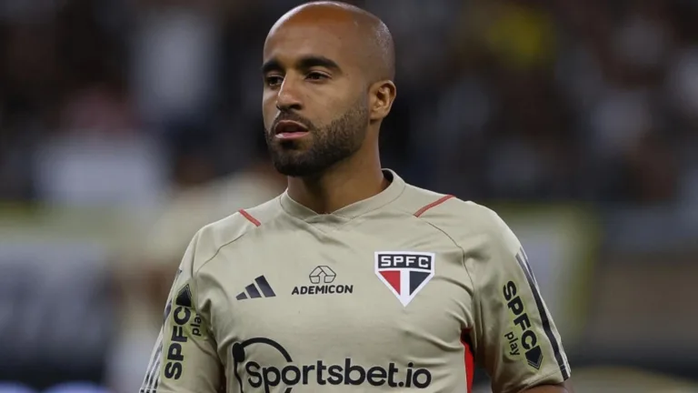 Lucas Moura, do SPFC, manda recado após jogo contra o Botafogo na Libertadores