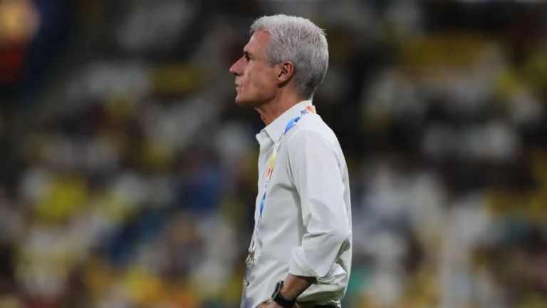 Al-Nassr anuncia demissão de Luís Castro, ex-Botafogo