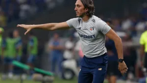 SPFC hoje tem lista de desfalques contra o Inter; veja quem não joga